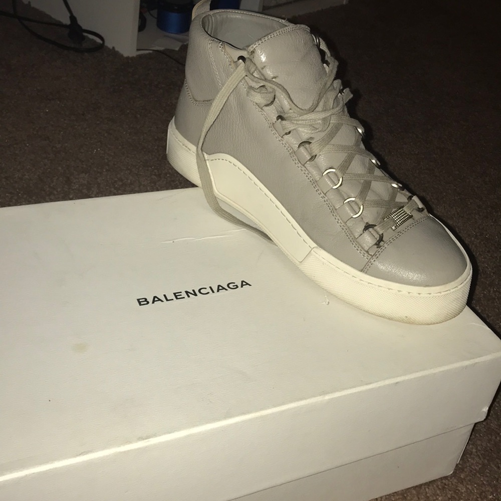 Balenciaga men sneaker size 41